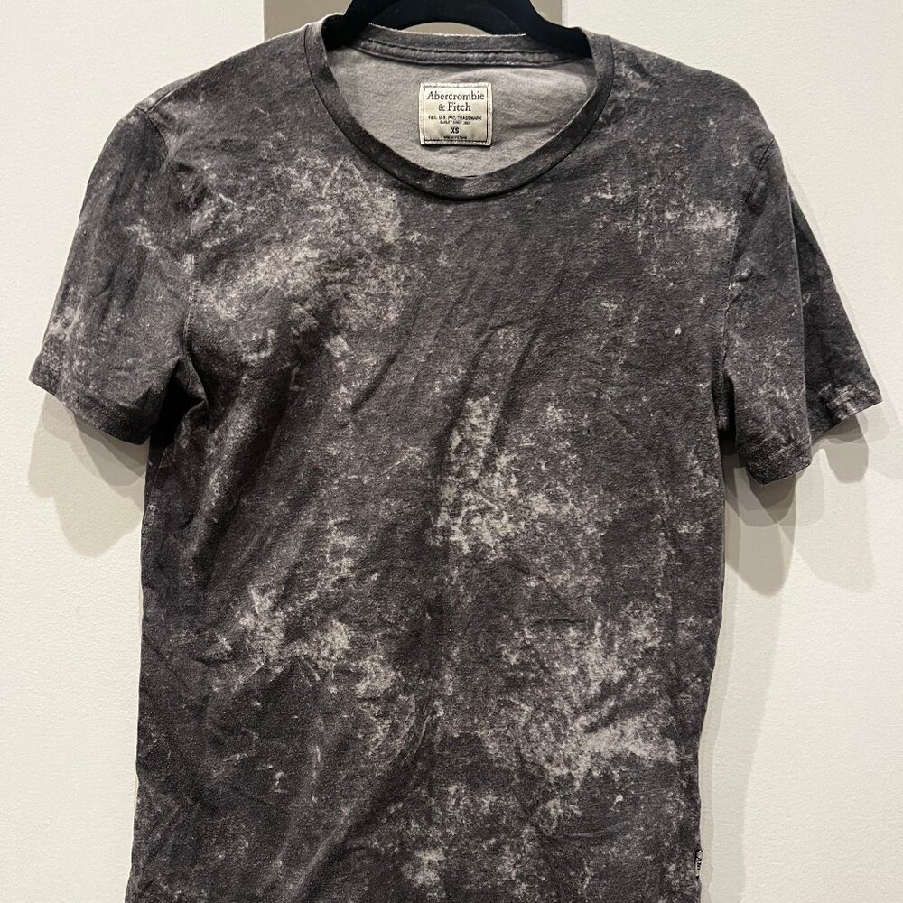 grey smokey abercrombie & fitch muscle t-shirt